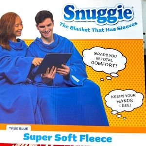 Snuggie Blanket Cape NIB One Size True Blue